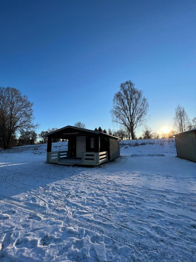 Smedens Stugby Villa Smedjebacken ภายนอก รูปภาพ