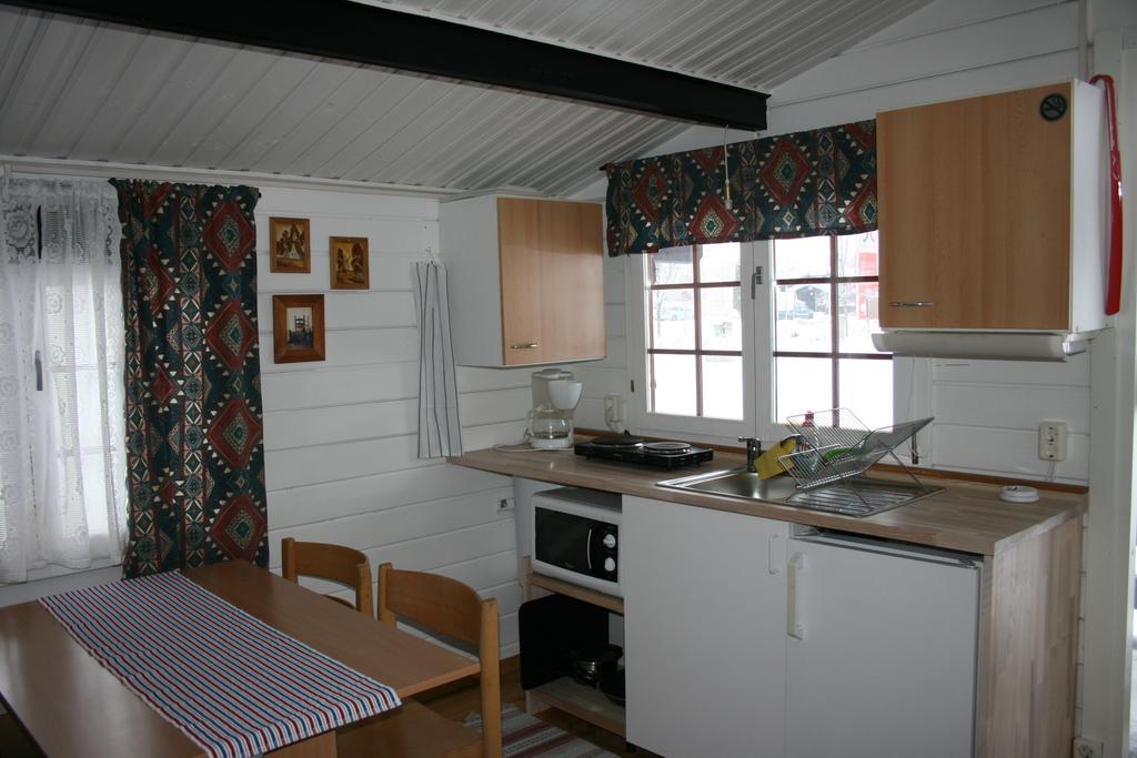 Smedens Stugby Villa Smedjebacken ภายนอก รูปภาพ